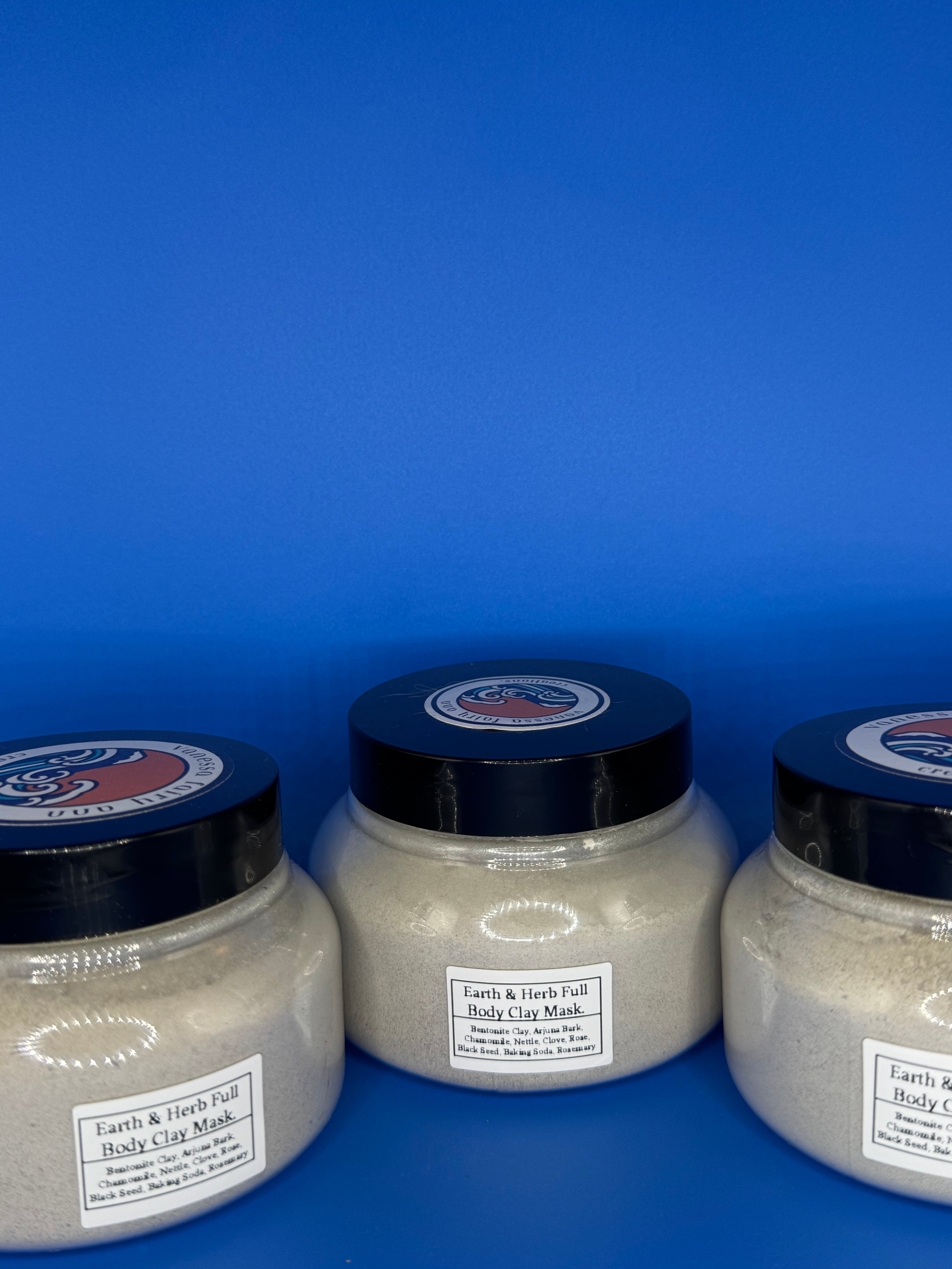 Earth and Herb Full Body Clay Mask – Deep Detox & Skin Revival Treatment