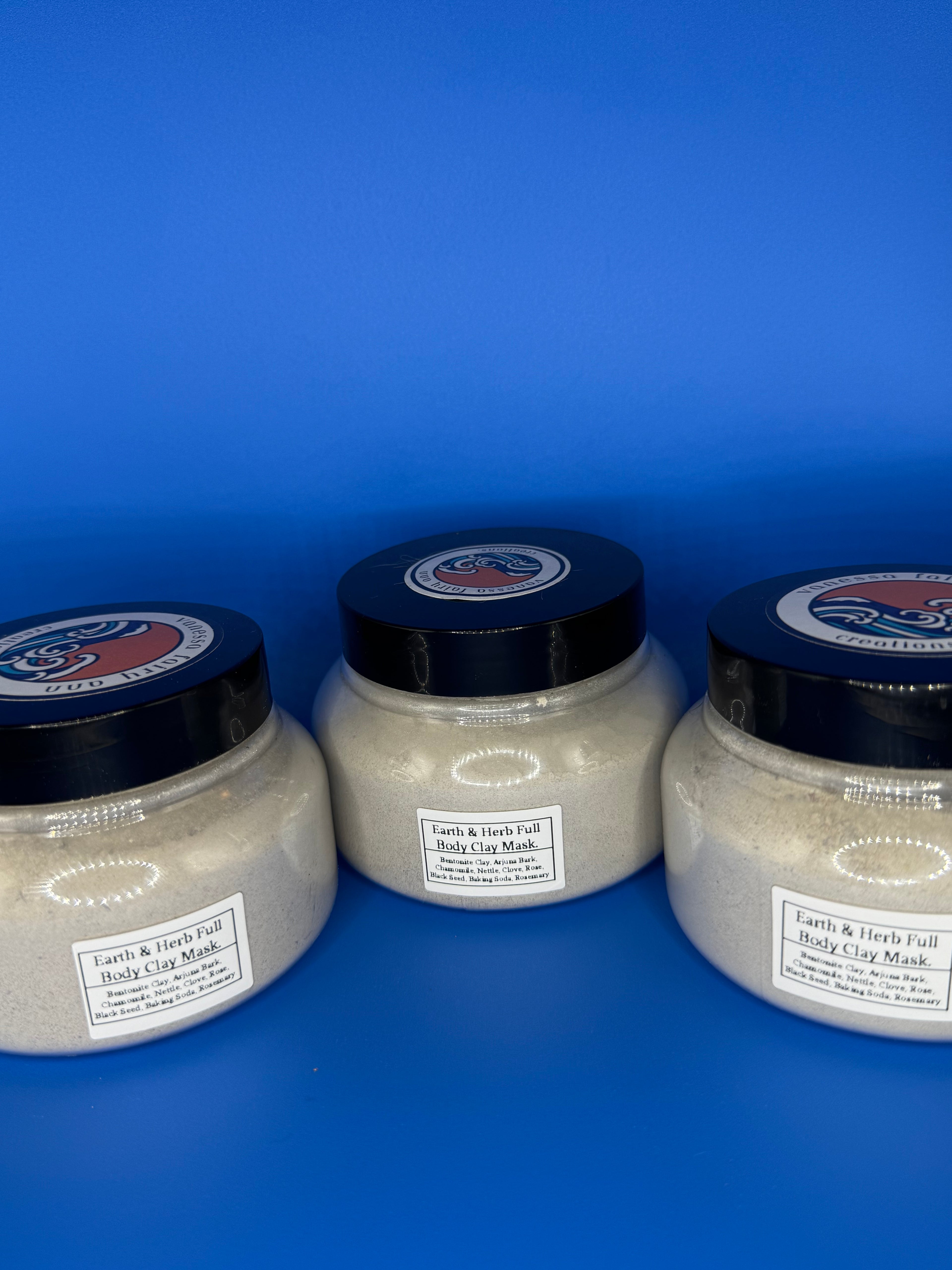 Earth and Herb Full Body Clay Mask – Deep Detox & Skin Revival Treatment