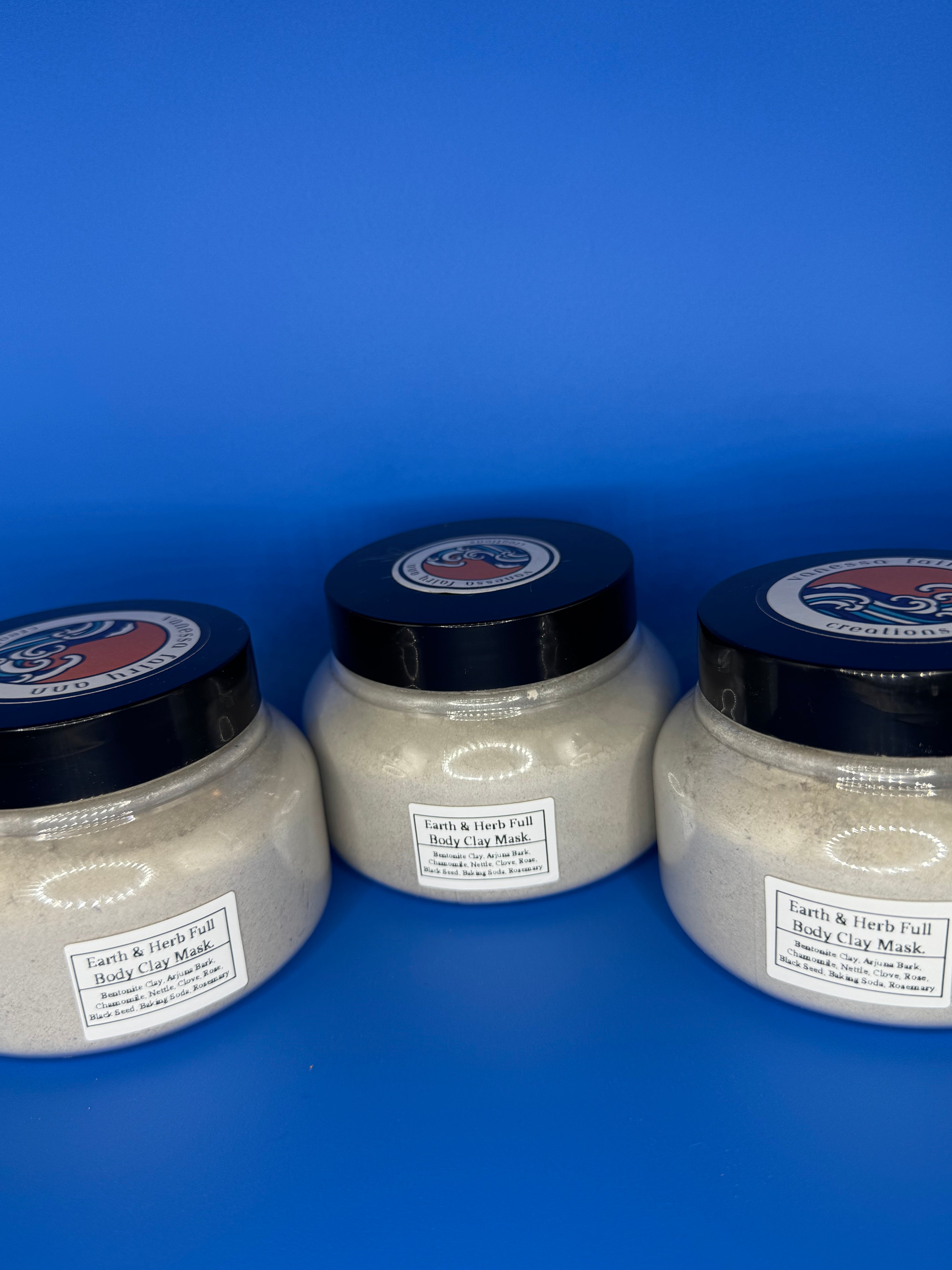 Earth and Herb Full Body Clay Mask – Deep Detox & Skin Revival Treatment