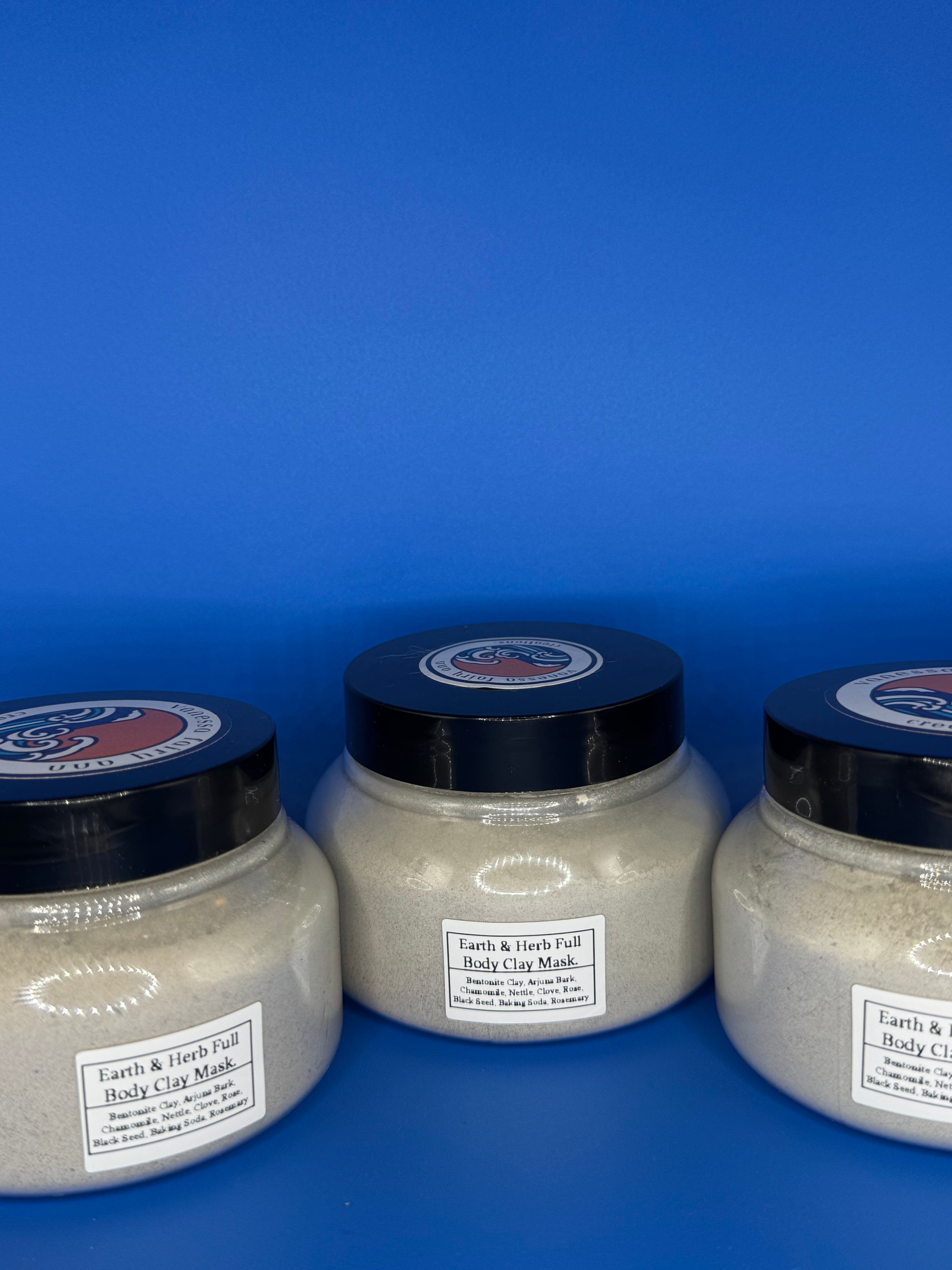 Earth and Herb Full Body Clay Mask – Deep Detox & Skin Revival Treatment